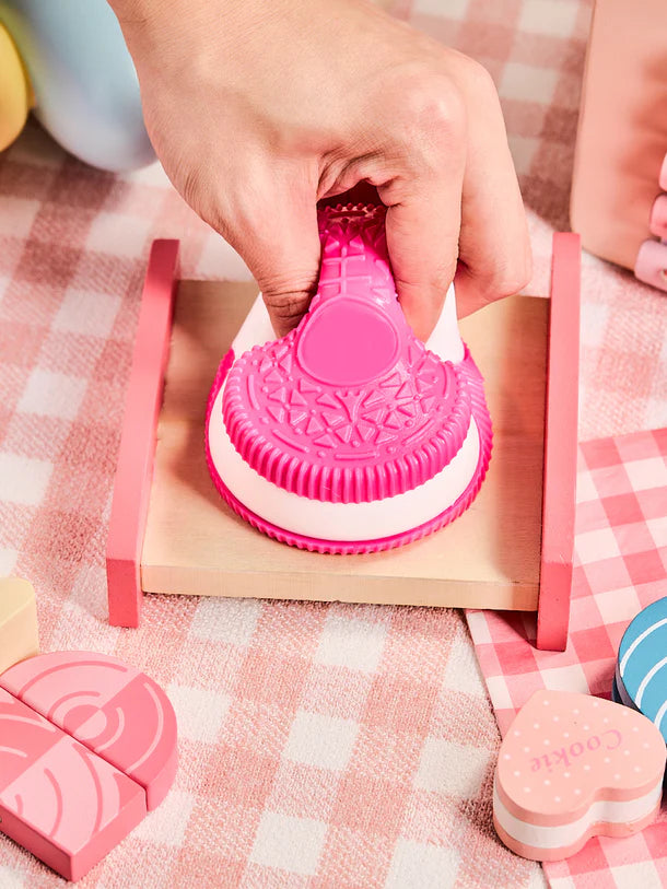 Fuchsia-white Cookie Sandwich Squeeze Toys