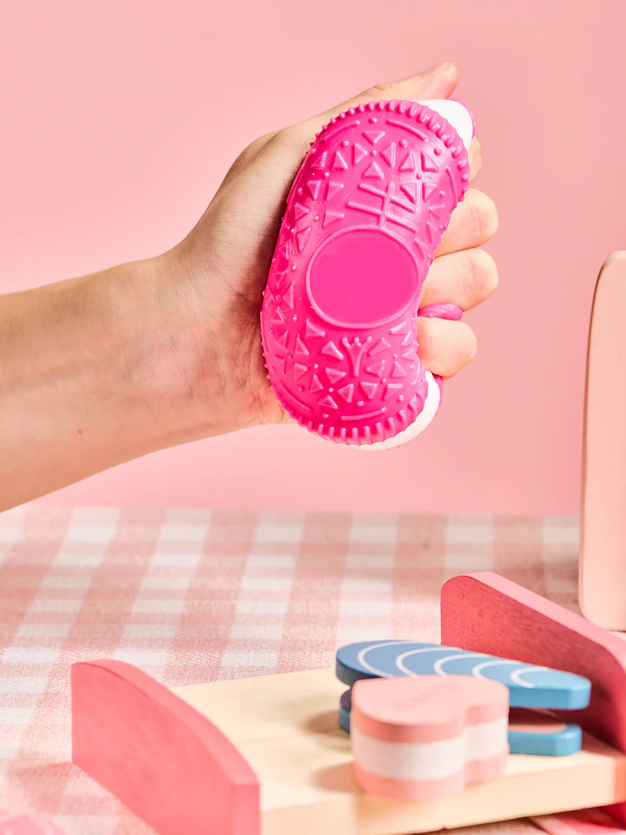 Fuchsia-white Cookie Sandwich Squeeze Toys