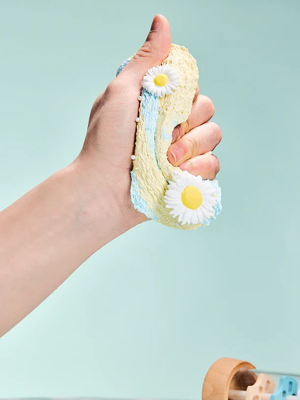 Daisy Cake Squeeze Toys