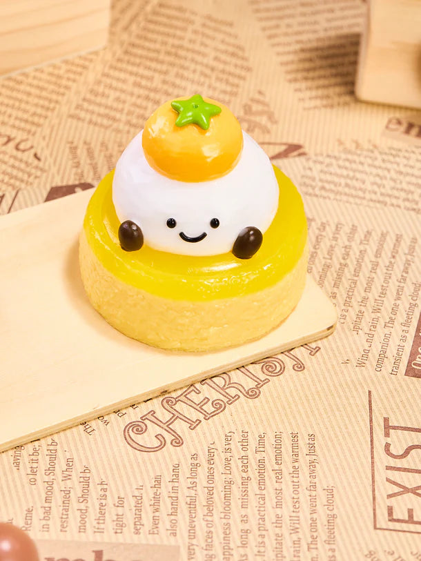 Grapefruit Tart Squeeze Toy