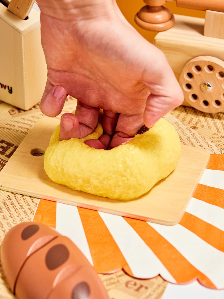Bear Toast Taba Squishy