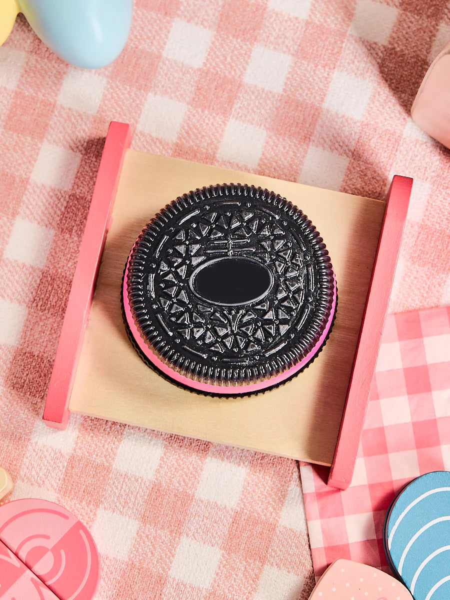 Black-fuchsia Cookie Sandwich Taba Squishy