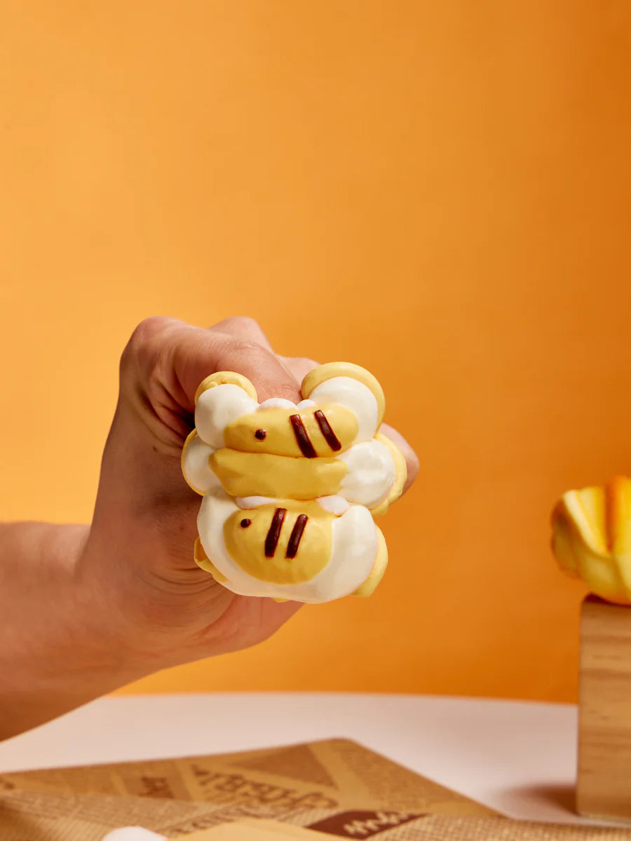 Cute Bee Cake Taba Squishy