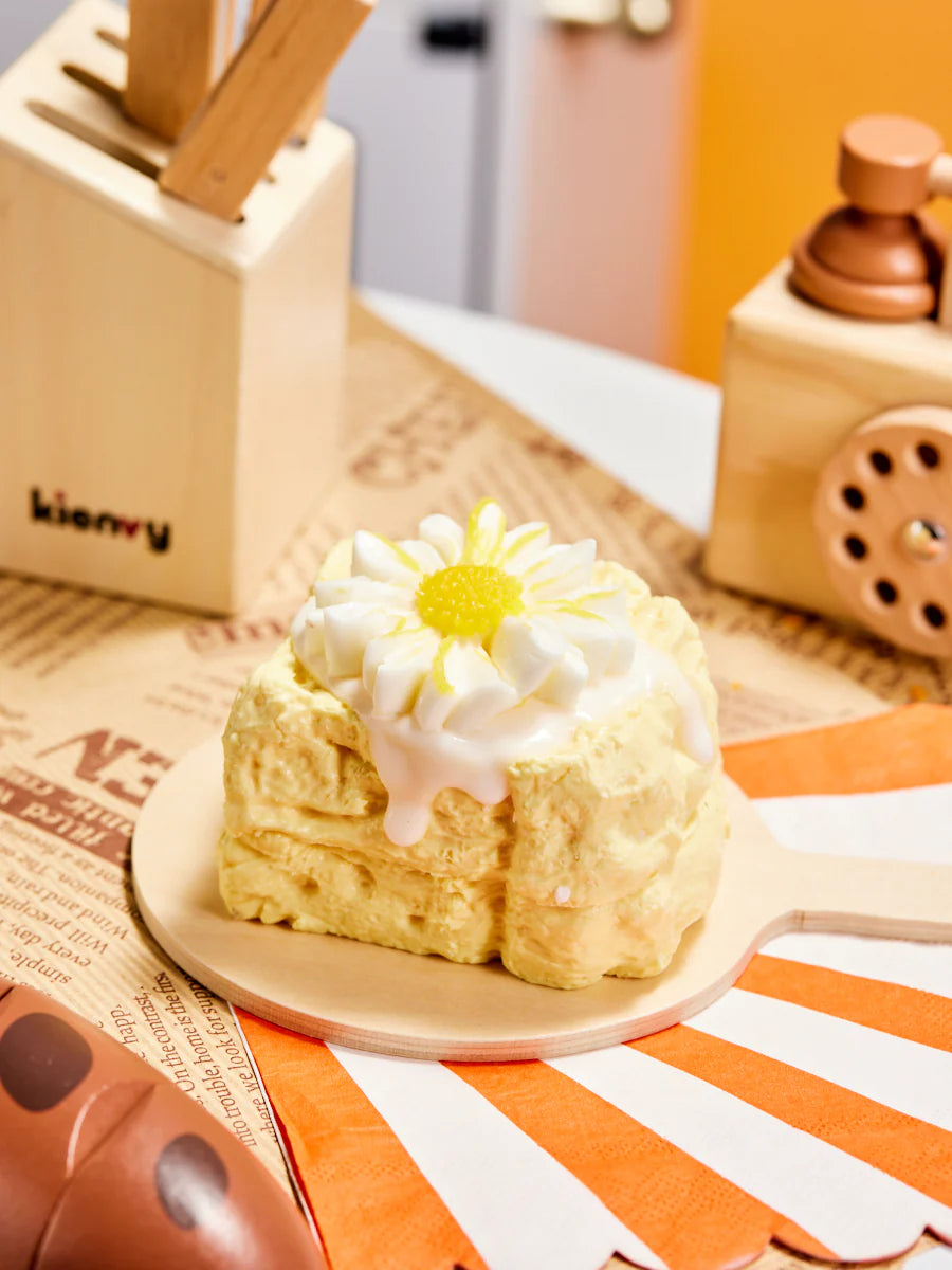 Daisy Cake Taba Squishy