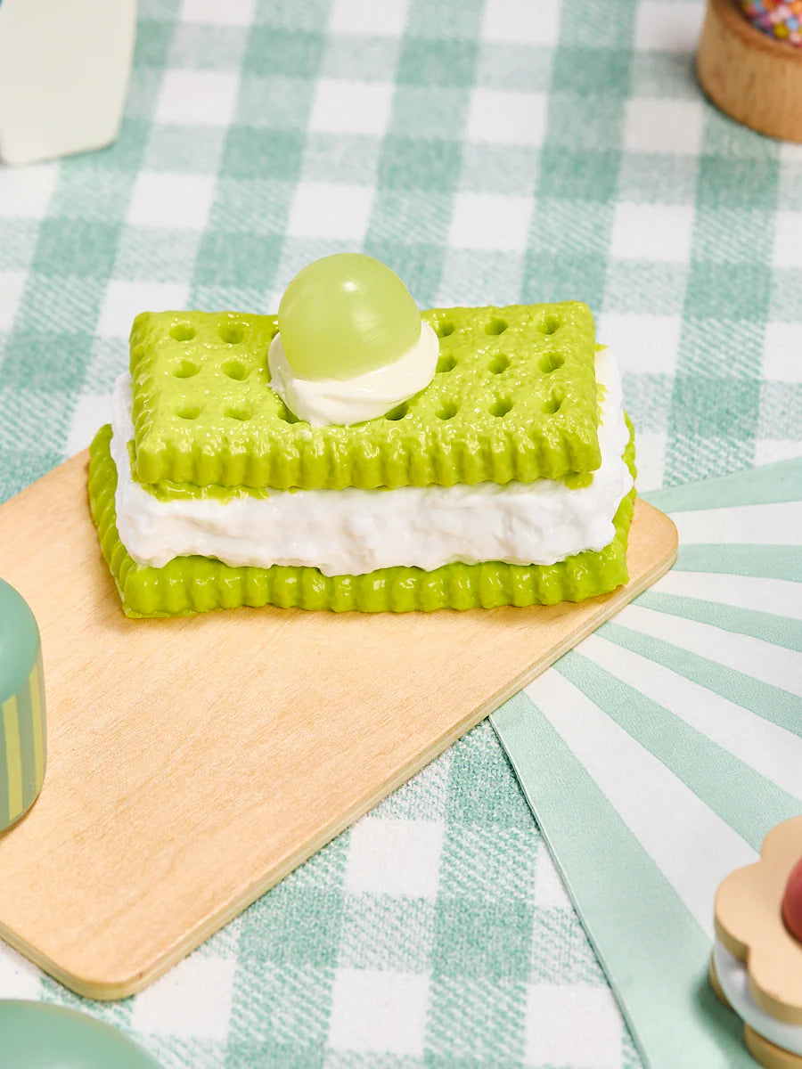 Matcha Sandwich Cookie Taba Squishy