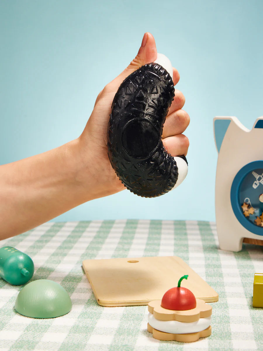 Medium Black-white Cookie Sandwich Taba Squishy