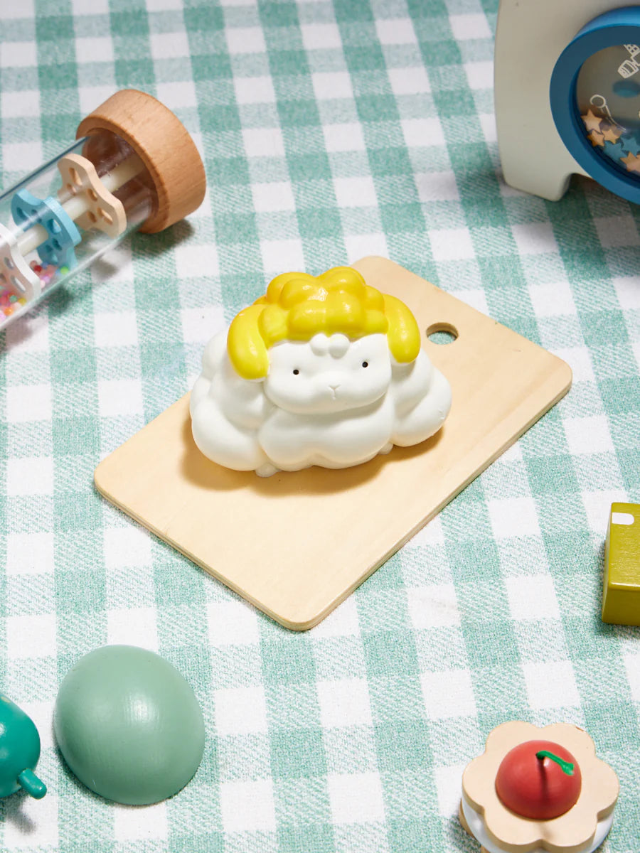White-yellow Sheep Taba Squishy