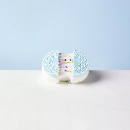 White-blue Stretchy Cookie Sandwich Taba Squishy